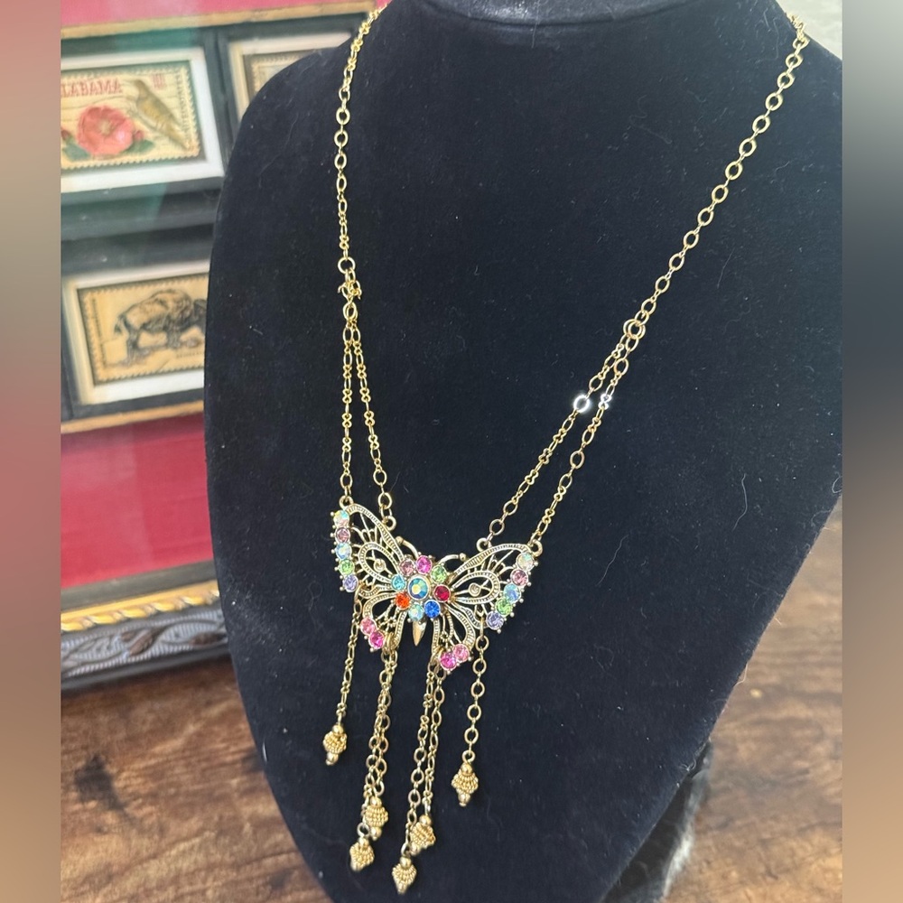 🌸 4 for $10 NWT MIXIT Gold Butterfly Necklace with Multicolor Accents